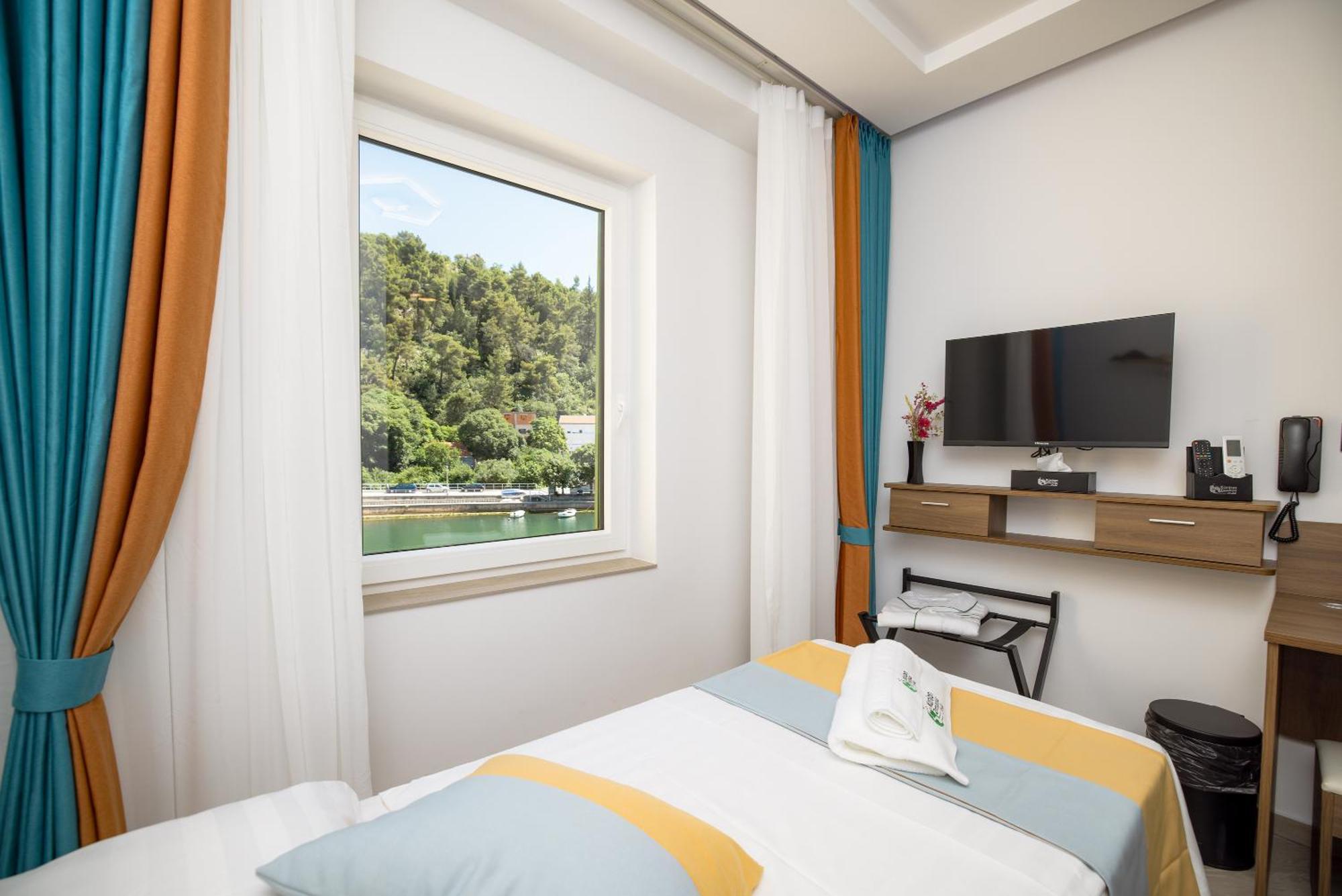 Hotel Kanjon Zrmanje Obrovac Luaran gambar
